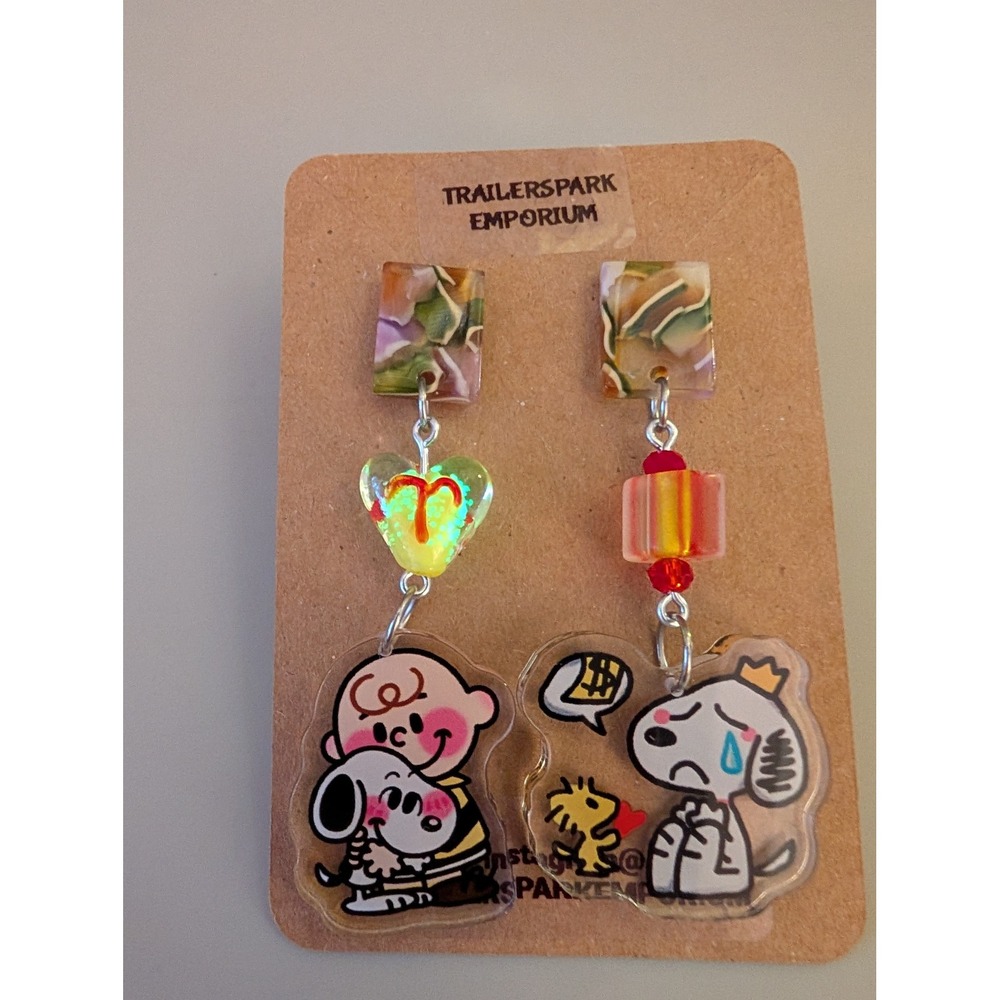 Trailerspark Emporium Peanuts Snoopy Charlie Brown Glow Earrings Nickel Free